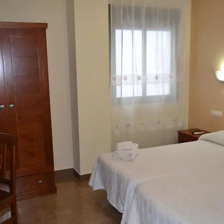 Ruralis Altozano Guest house Montanchez